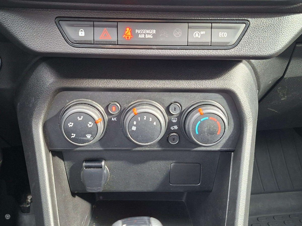 Dacia Sandero Hečbekas Benzinas