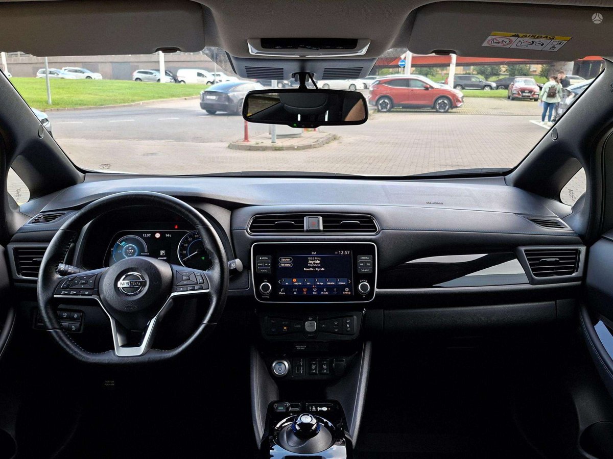 Nissan Leaf Hečbekas Elektra