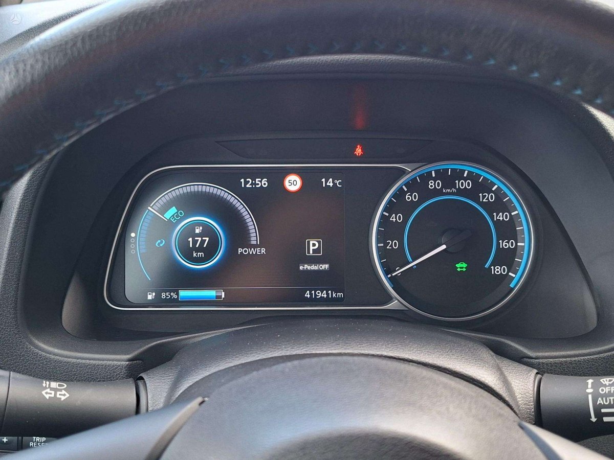 Nissan Leaf Hečbekas Elektra