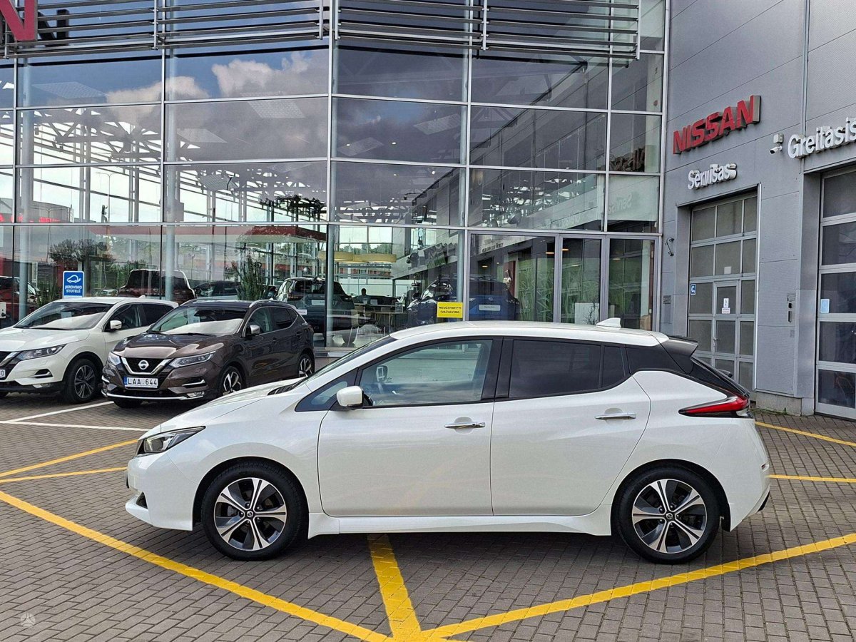 Nissan Leaf Hečbekas Elektra
