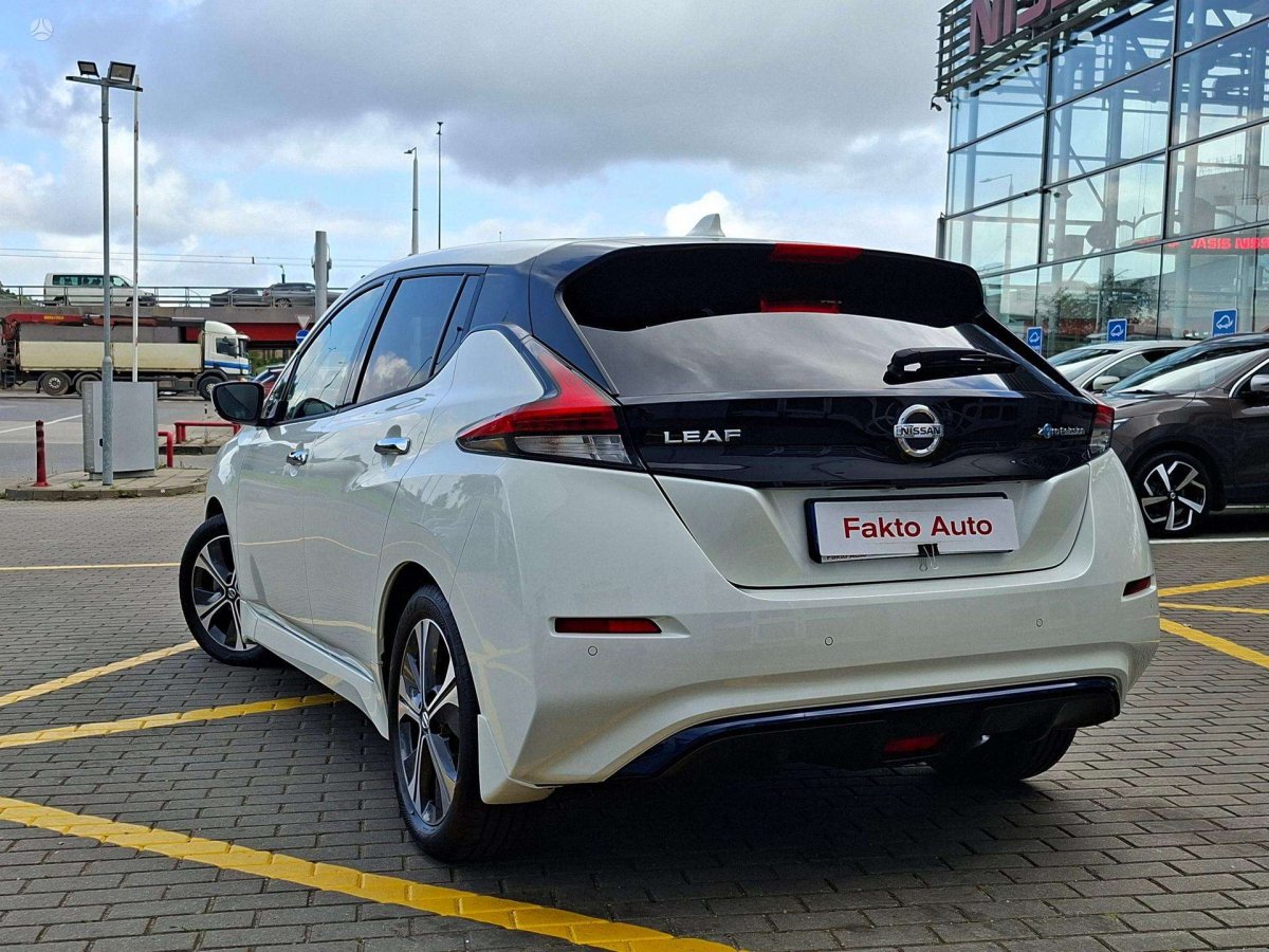 Nissan Leaf Hečbekas Elektra