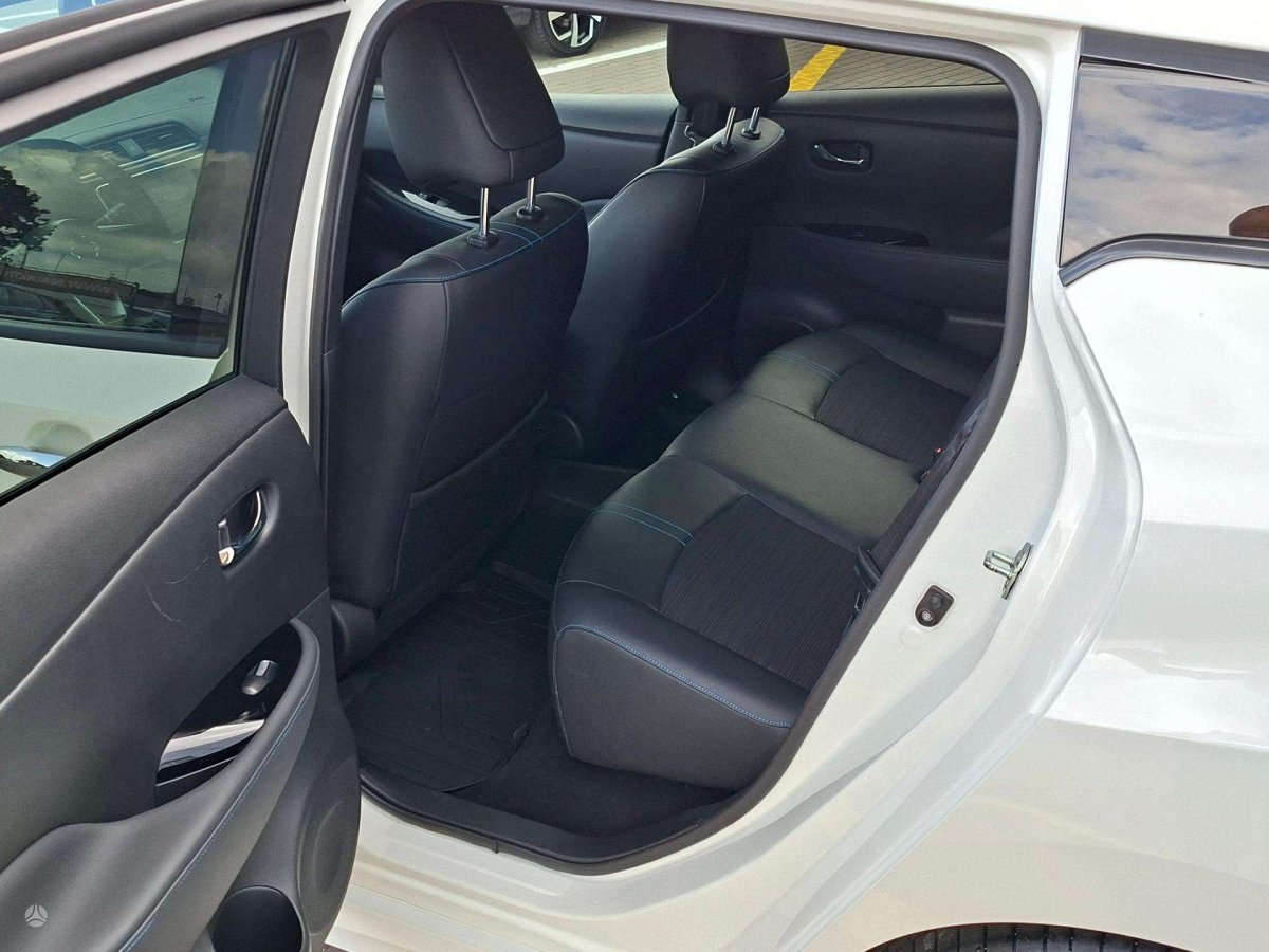 Nissan Leaf Hečbekas Elektra