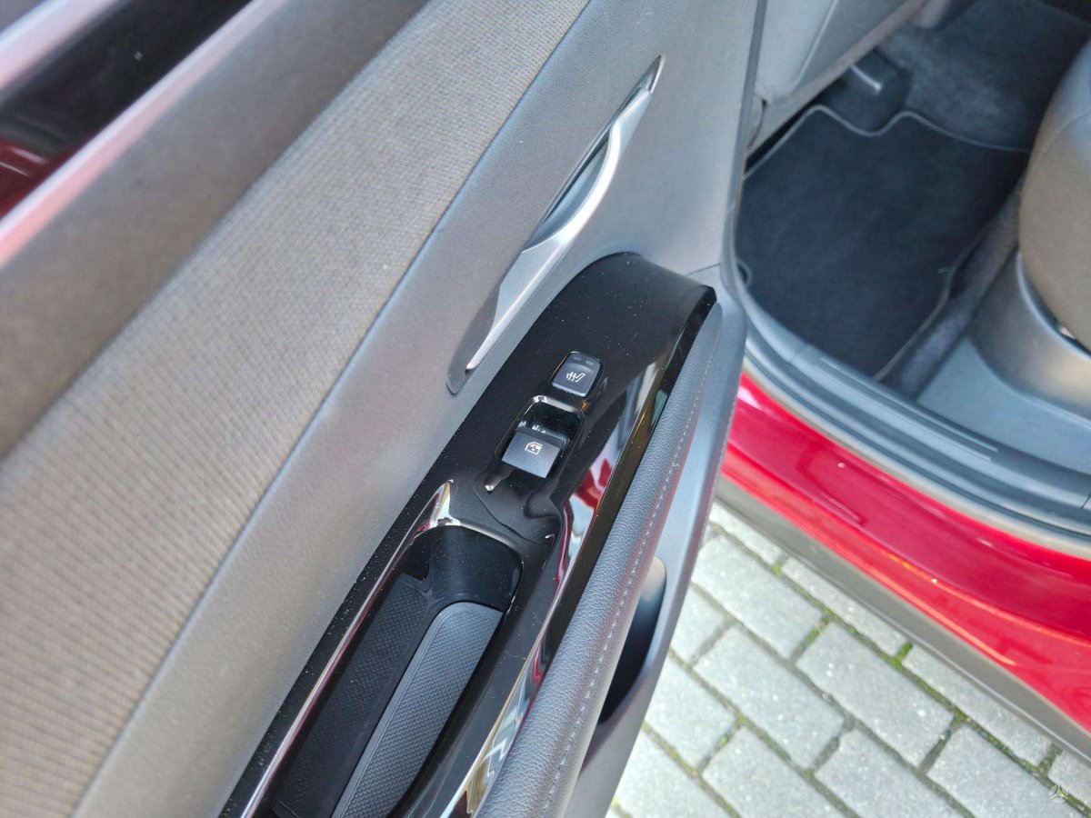 Hyundai Tucson Visureigis / Krosoveris Benzinas / elektra