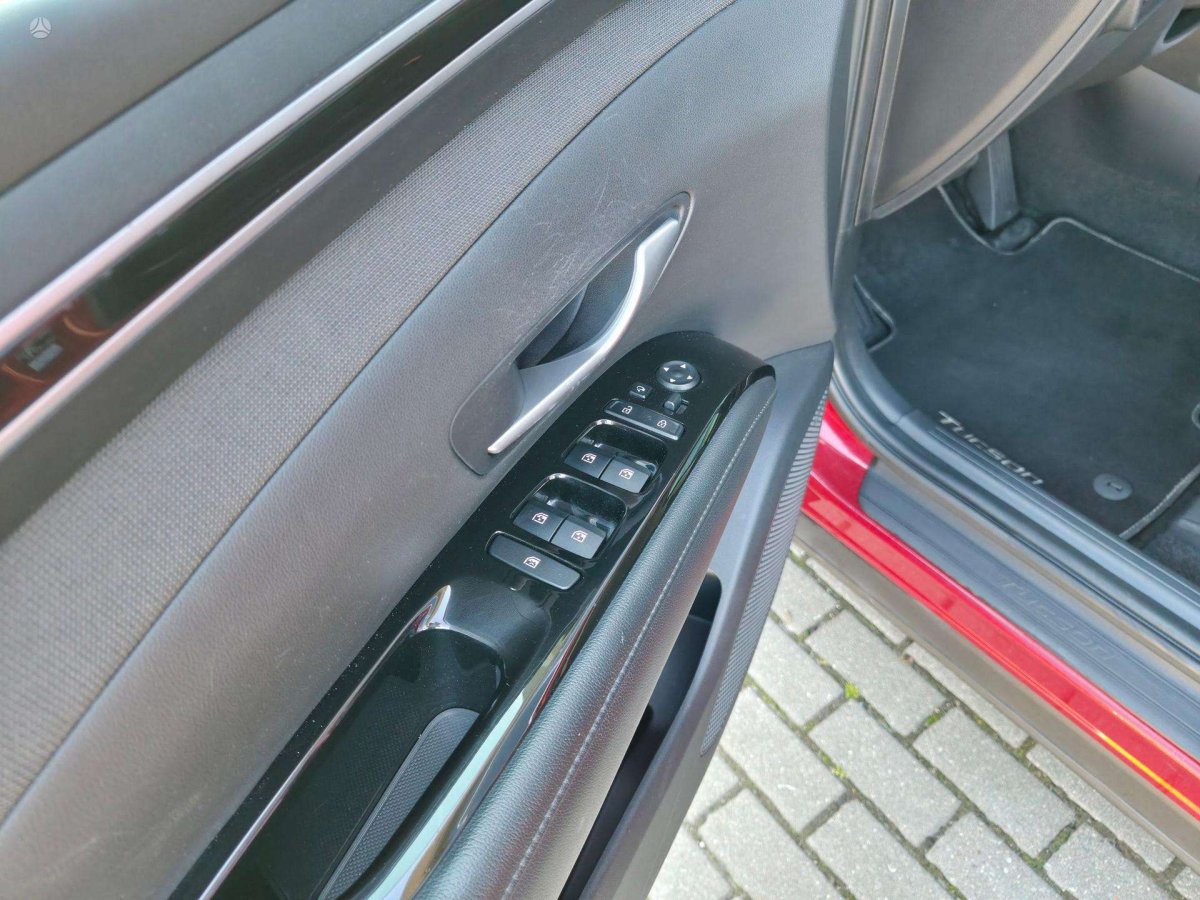 Hyundai Tucson Visureigis / Krosoveris Benzinas / elektra