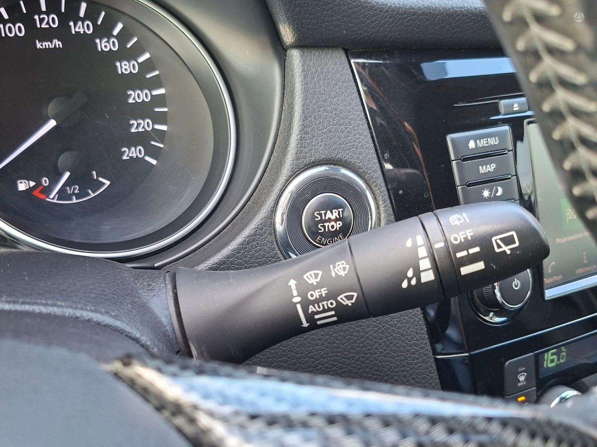 Nissan Qashqai Visureigis / Krosoveris Benzinas