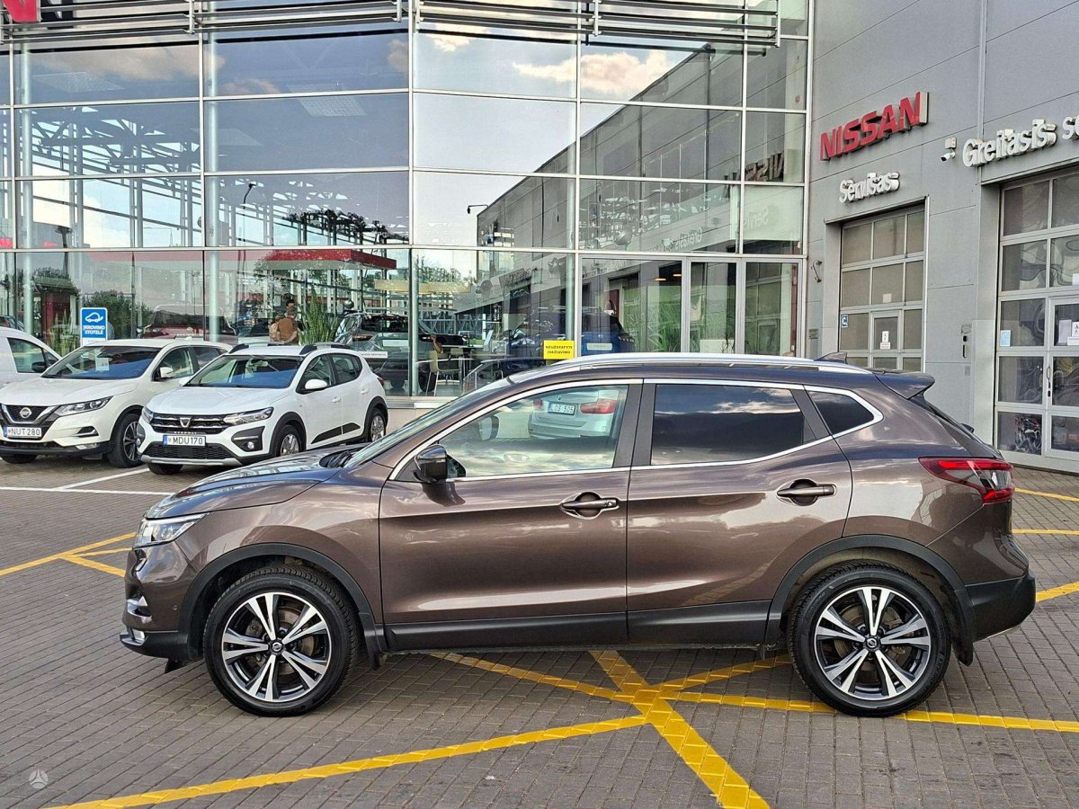 Nissan Qashqai Visureigis / Krosoveris Benzinas
