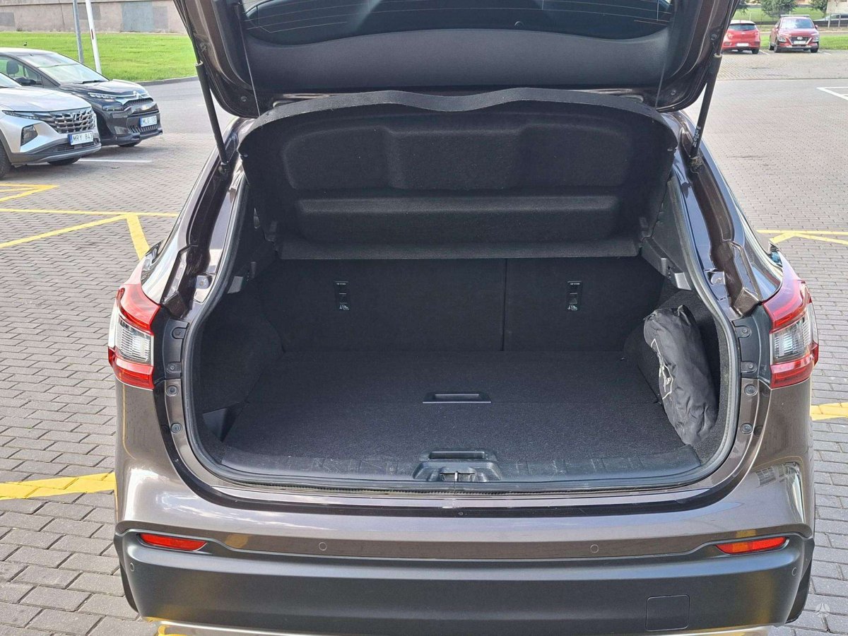 Nissan Qashqai Visureigis / Krosoveris Benzinas