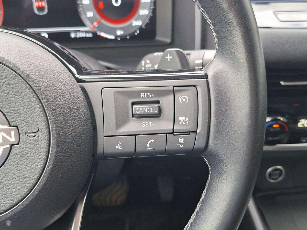 Nissan Qashqai Visureigis / Krosoveris Benzinas / elektra