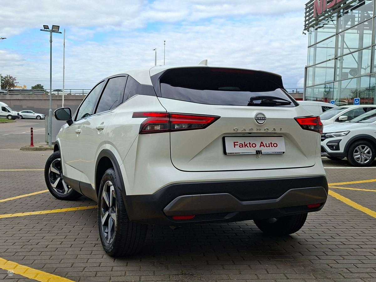 Nissan Qashqai Visureigis / Krosoveris Benzinas / elektra