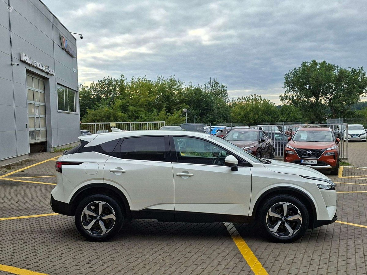 Nissan Qashqai Visureigis / Krosoveris Benzinas / elektra