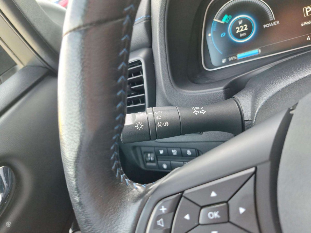 Nissan Leaf Hečbekas Elektra