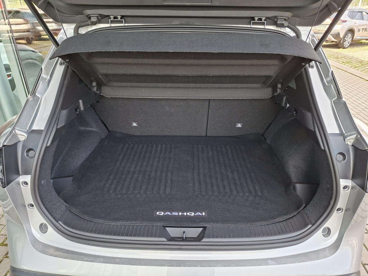 Nissan Qashqai Visureigis / Krosoveris Benzinas / elektra