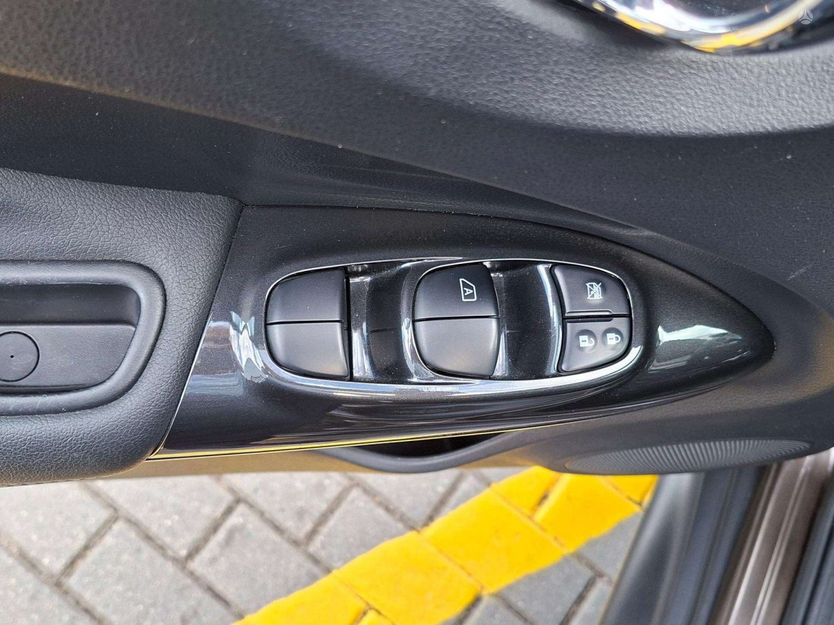 Nissan Juke Visureigis / Krosoveris Benzinas