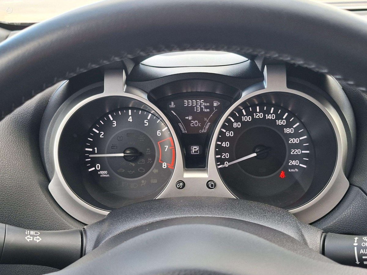 Nissan Juke Visureigis / Krosoveris Benzinas
