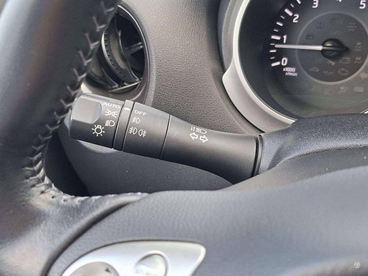 Nissan Juke Visureigis / Krosoveris Benzinas