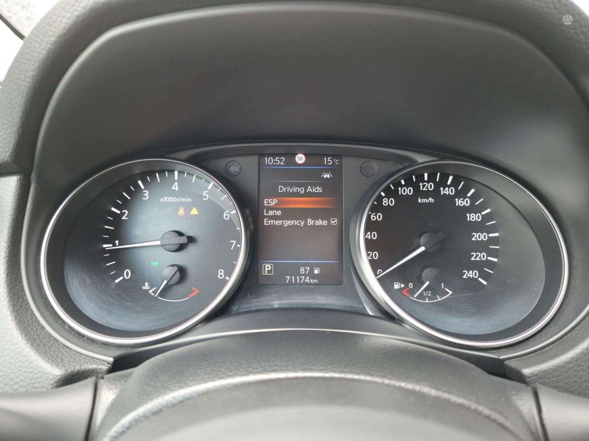 Nissan Qashqai Visureigis / Krosoveris Benzinas