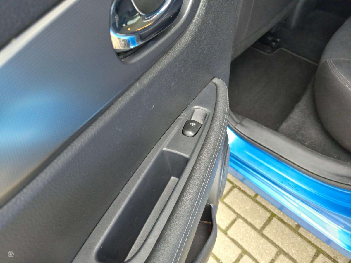 Nissan Qashqai Visureigis / Krosoveris Benzinas