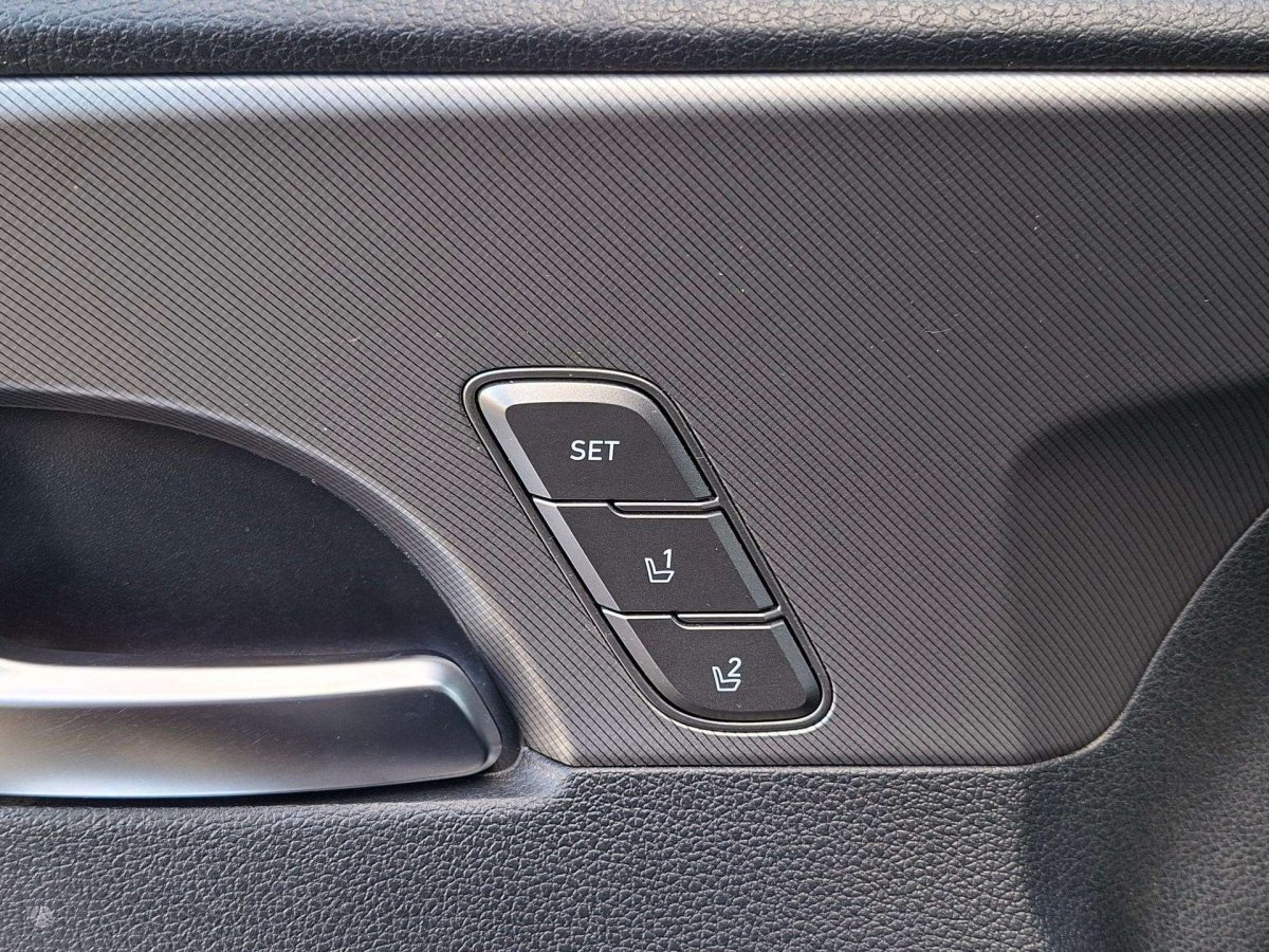 Hyundai Santa Fe Visureigis / Krosoveris Benzinas / elektra