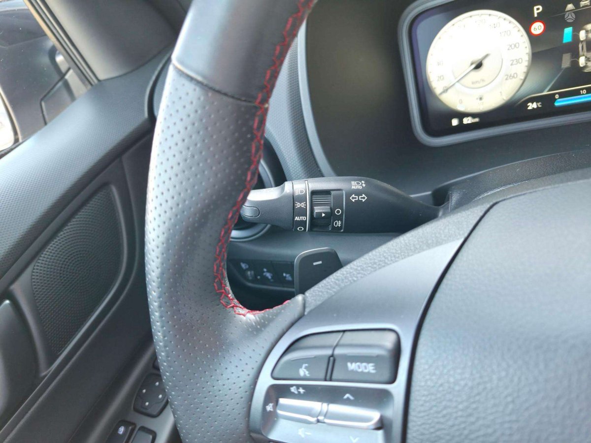 Hyundai Kona Visureigis / Krosoveris Benzinas