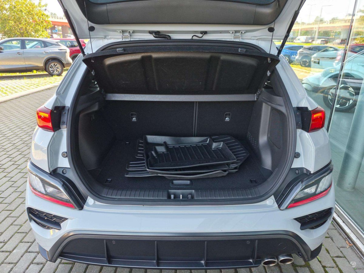 Hyundai Kona Visureigis / Krosoveris Benzinas