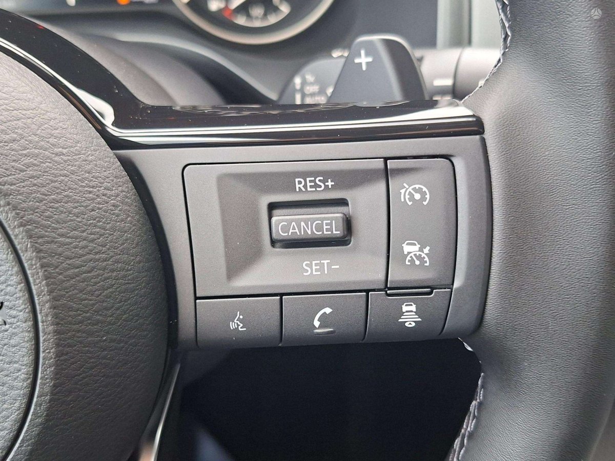 Nissan Qashqai Visureigis / Krosoveris Benzinas / elektra