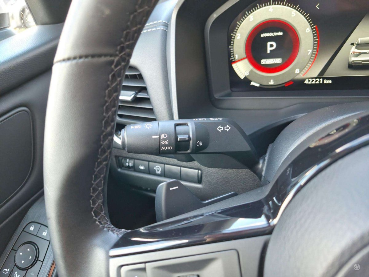 Nissan Qashqai Visureigis / Krosoveris Benzinas / elektra