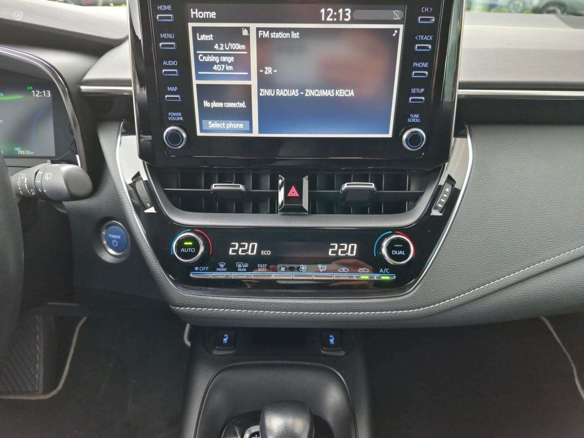 Toyota Corolla Hečbekas Benzinas / elektra