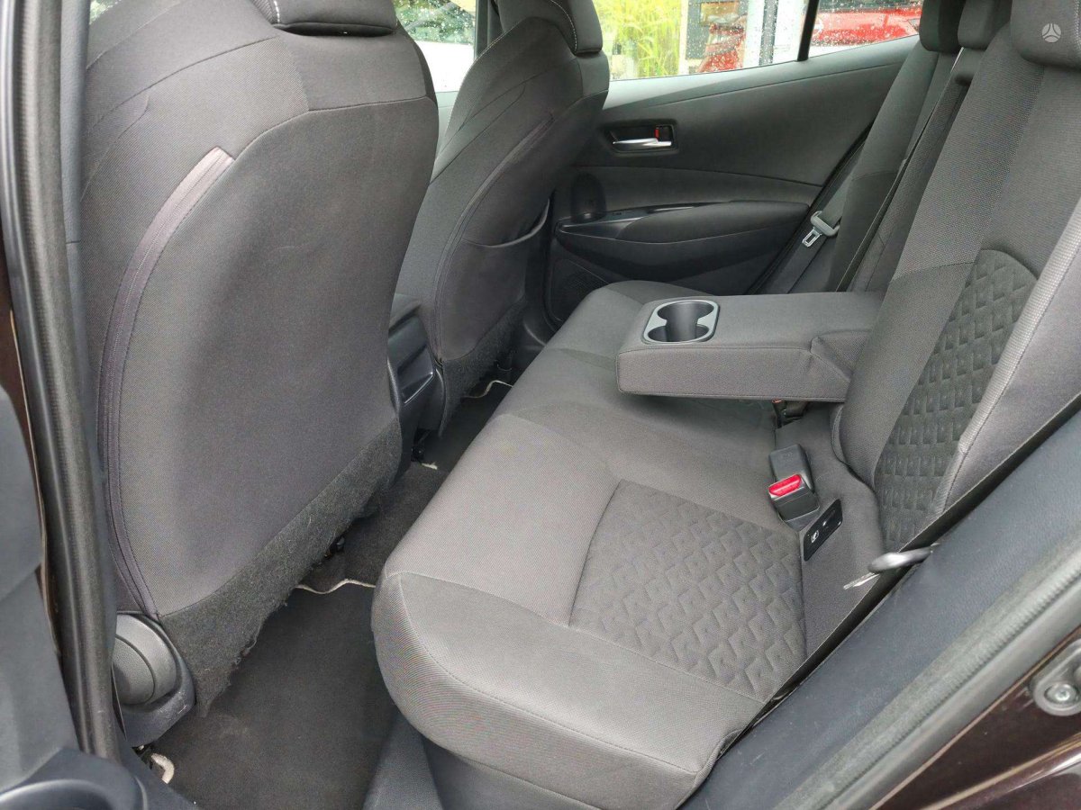Toyota Corolla Hečbekas Benzinas / elektra
