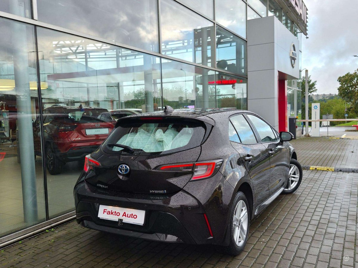 Toyota Corolla Hečbekas Benzinas / elektra