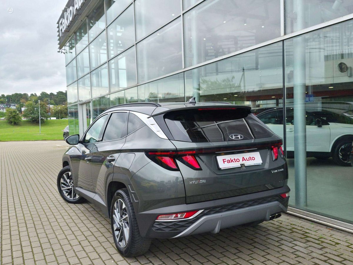 Hyundai Tucson Visureigis / Krosoveris Benzinas / elektra