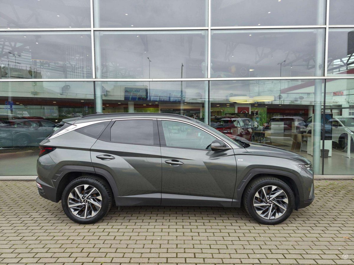 Hyundai Tucson Visureigis / Krosoveris Benzinas / elektra