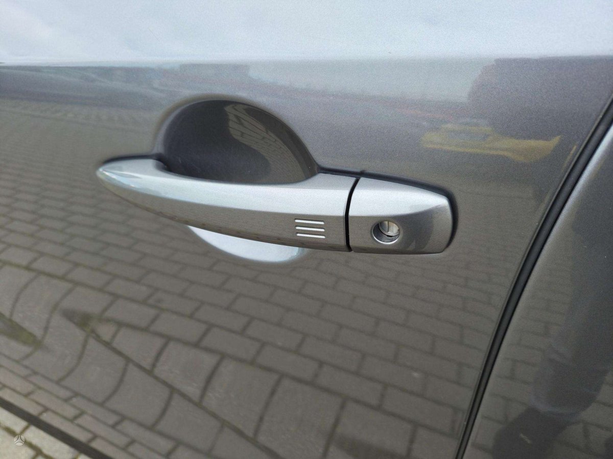 Nissan ARIYA Visureigis / Krosoveris Elektra