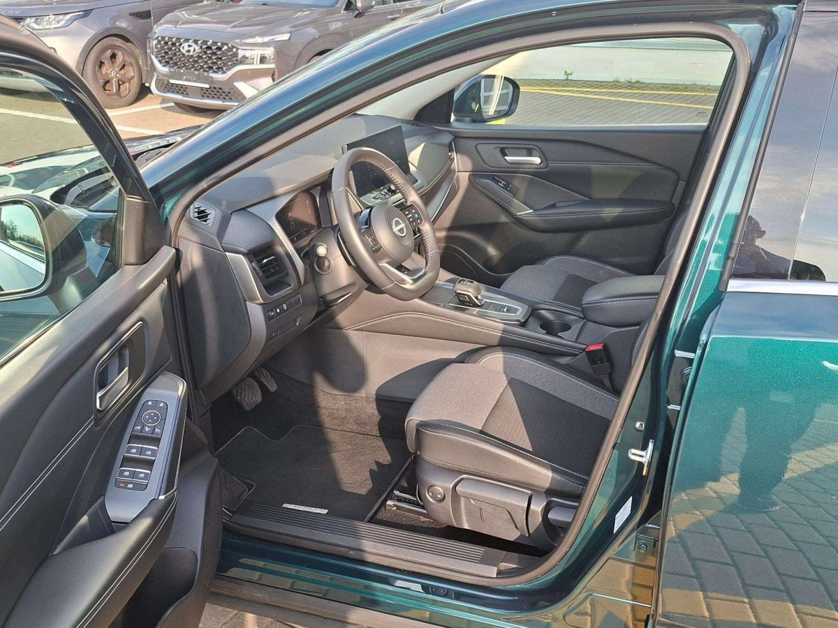 Nissan Qashqai Visureigis / Krosoveris Benzinas / elektra