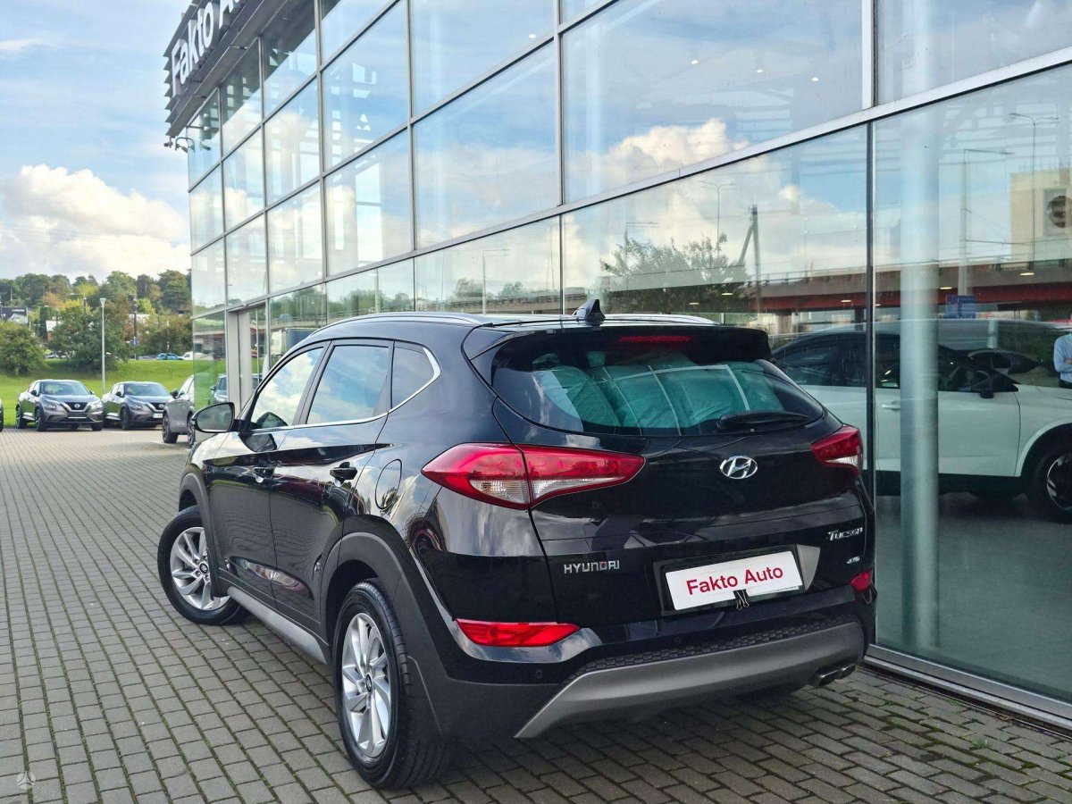 Hyundai Tucson Visureigis / Krosoveris Benzinas