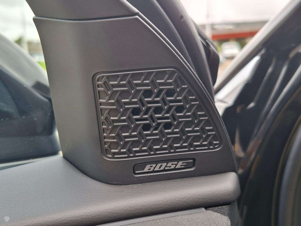 Nissan ARIYA Visureigis / Krosoveris Elektra