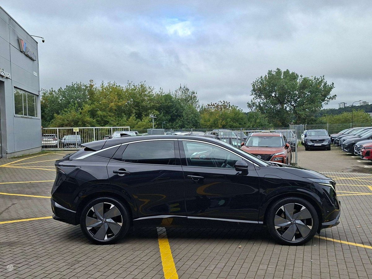 Nissan ARIYA Visureigis / Krosoveris Elektra