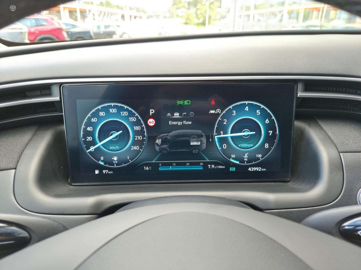 Hyundai Tucson Visureigis / Krosoveris Benzinas / elektra
