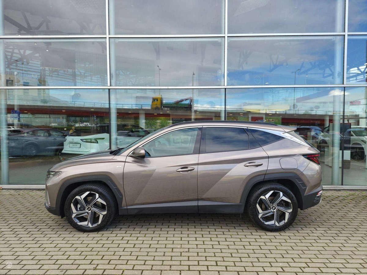 Hyundai Tucson Visureigis / Krosoveris Benzinas / elektra