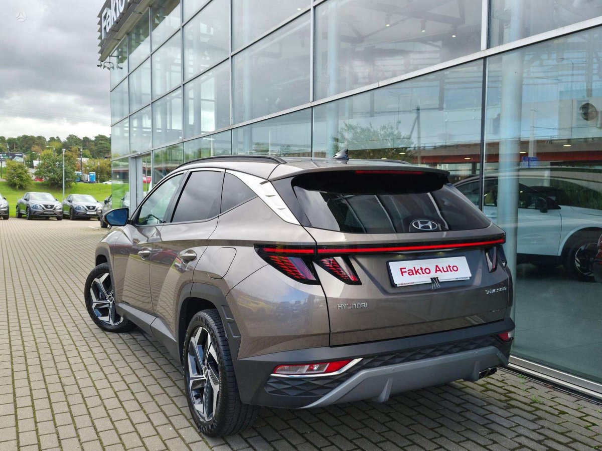Hyundai Tucson Visureigis / Krosoveris Benzinas / elektra