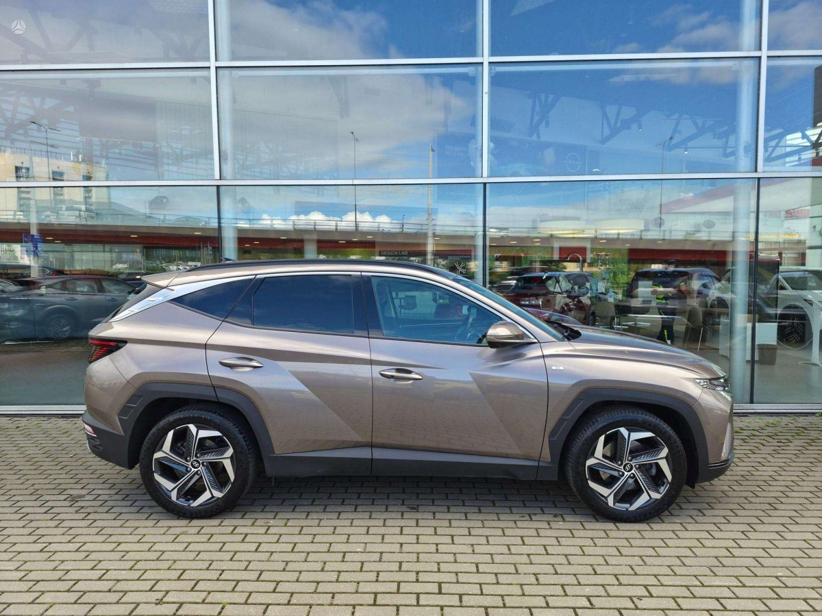 Hyundai Tucson Visureigis / Krosoveris Benzinas / elektra