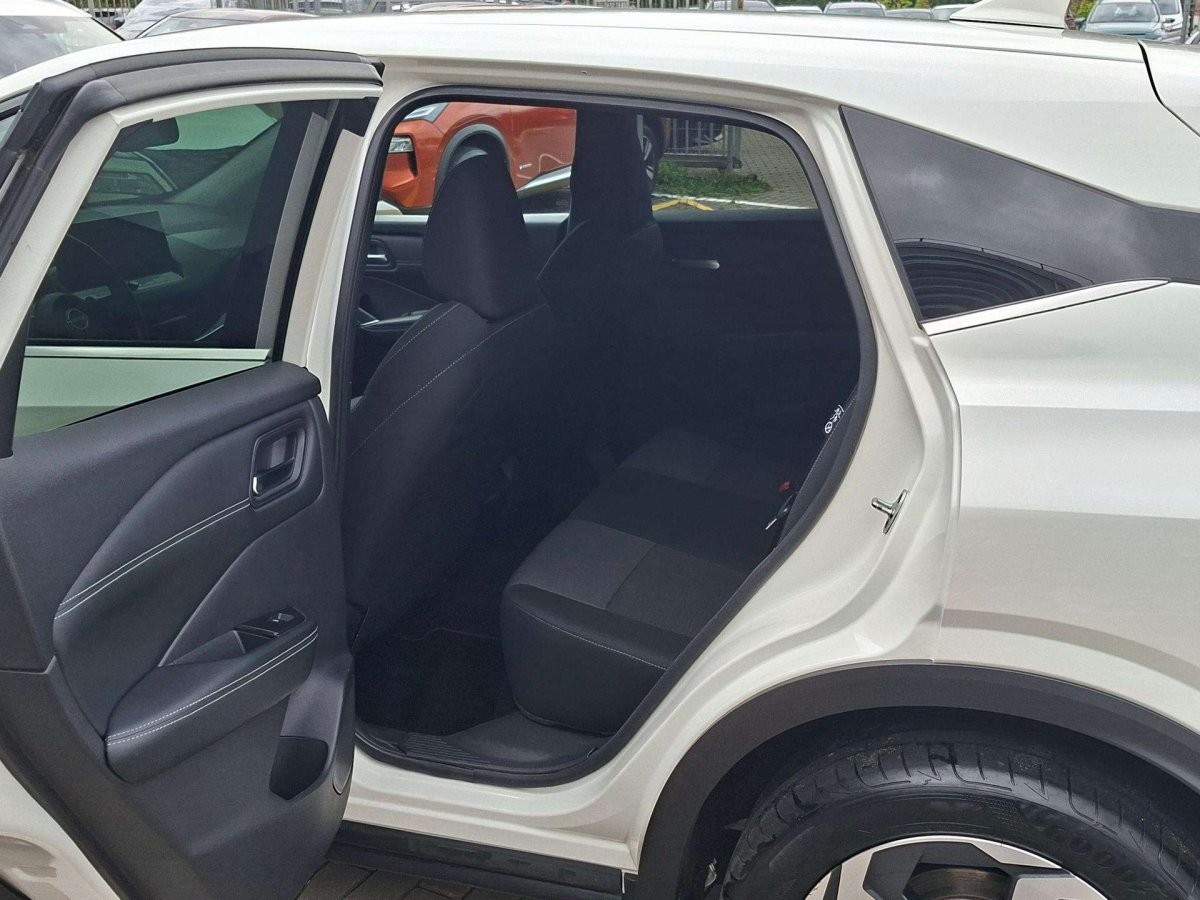 Nissan Qashqai Visureigis / Krosoveris Benzinas / elektra