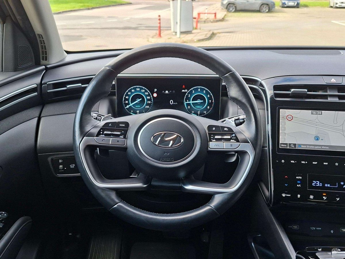 Hyundai Tucson Visureigis / Krosoveris Benzinas / elektra