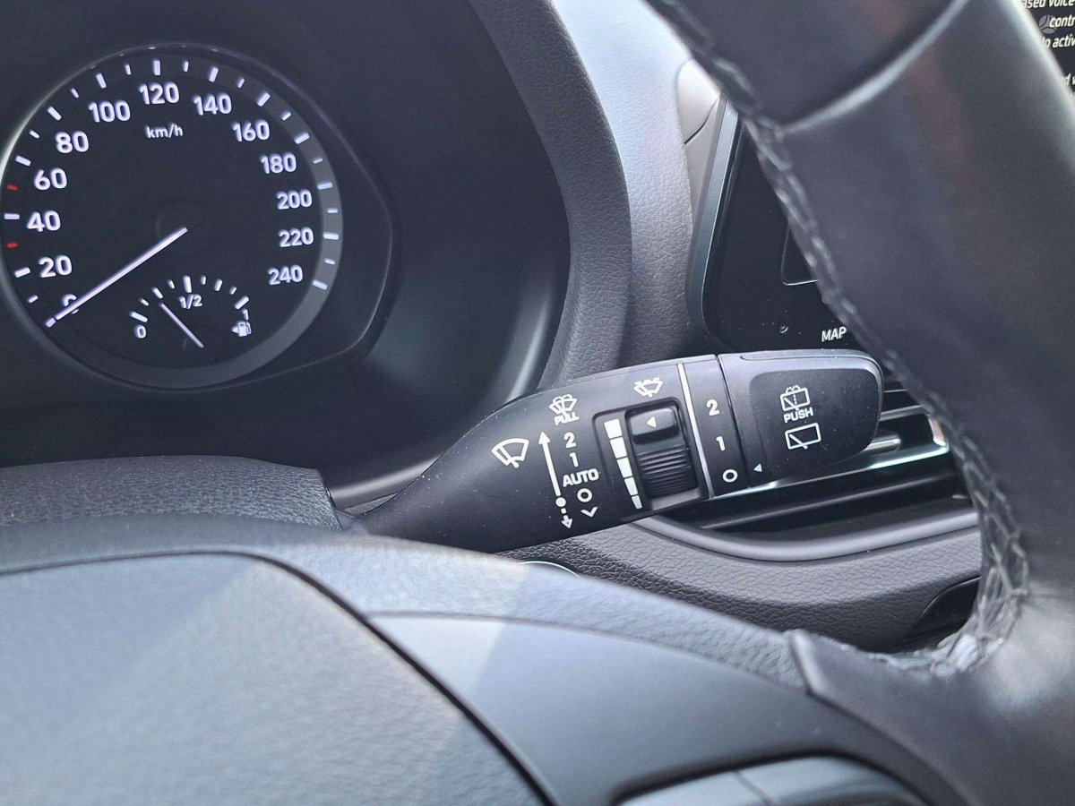 Hyundai i30 Universalas Benzinas