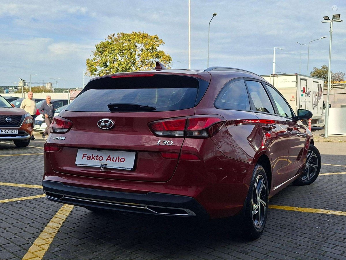 Hyundai i30 Universalas Benzinas