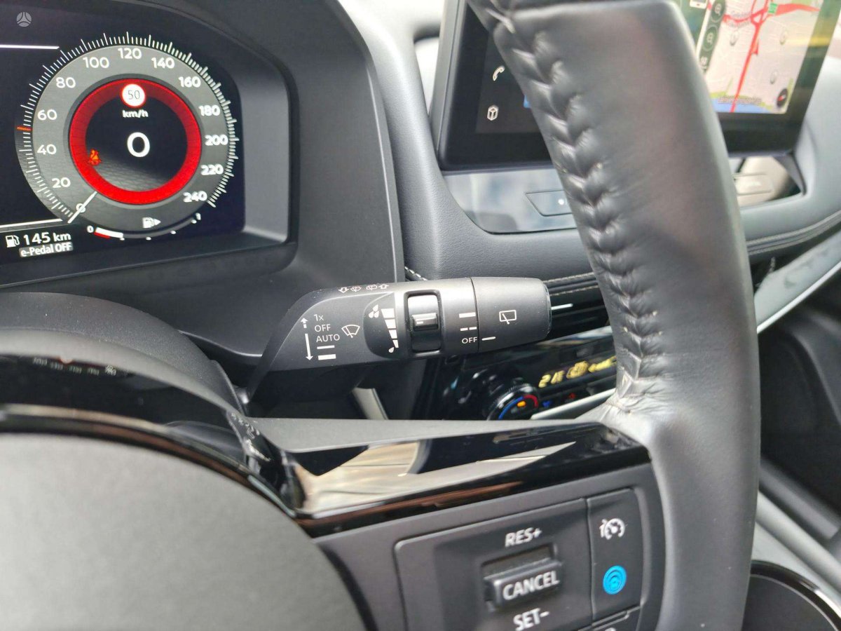 Nissan X-Trail Visureigis / Krosoveris Benzinas / elektra