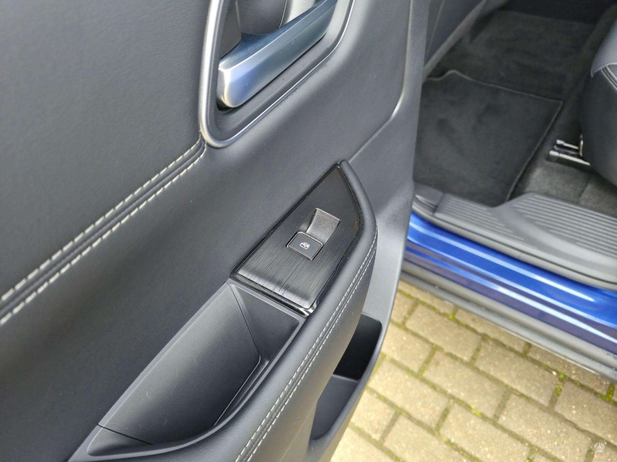 Nissan X-Trail Visureigis / Krosoveris Benzinas / elektra