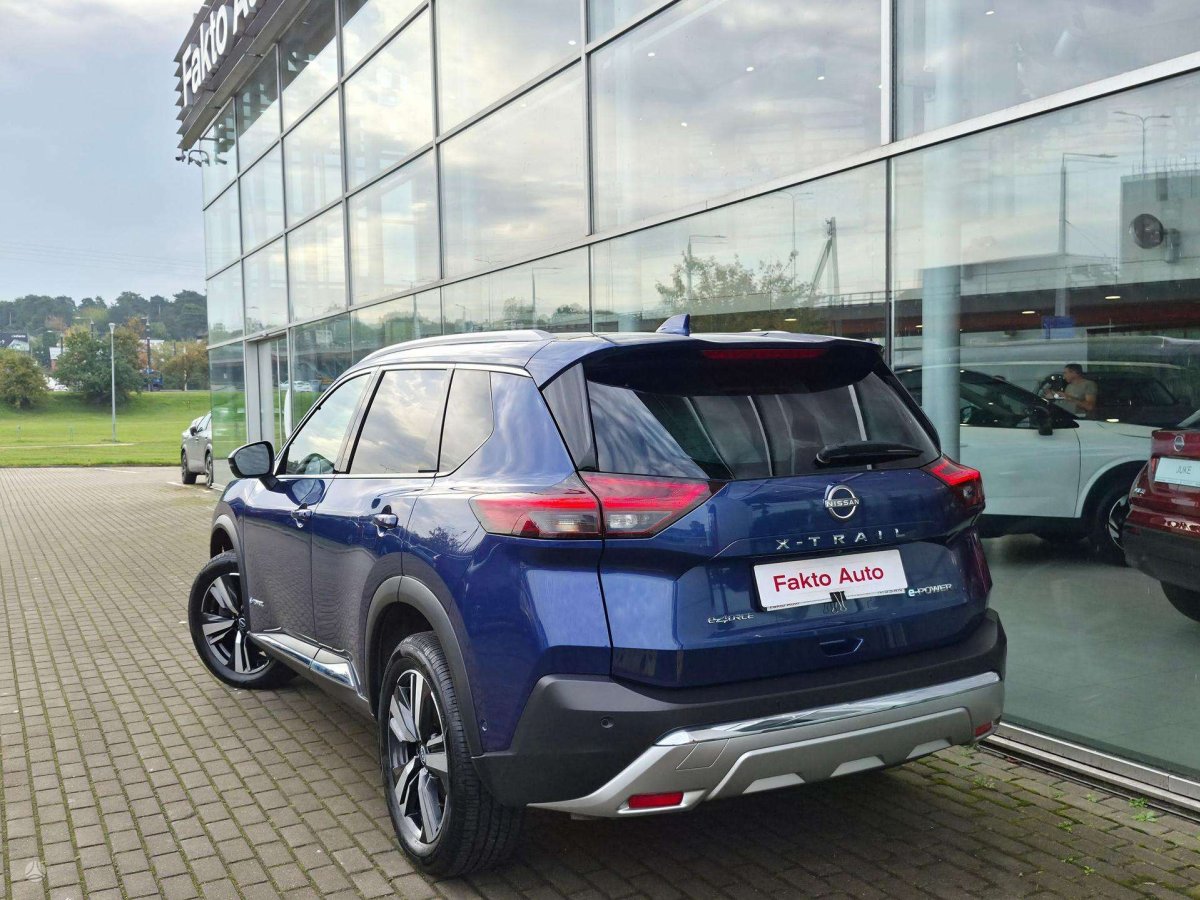 Nissan X-Trail Visureigis / Krosoveris Benzinas / elektra