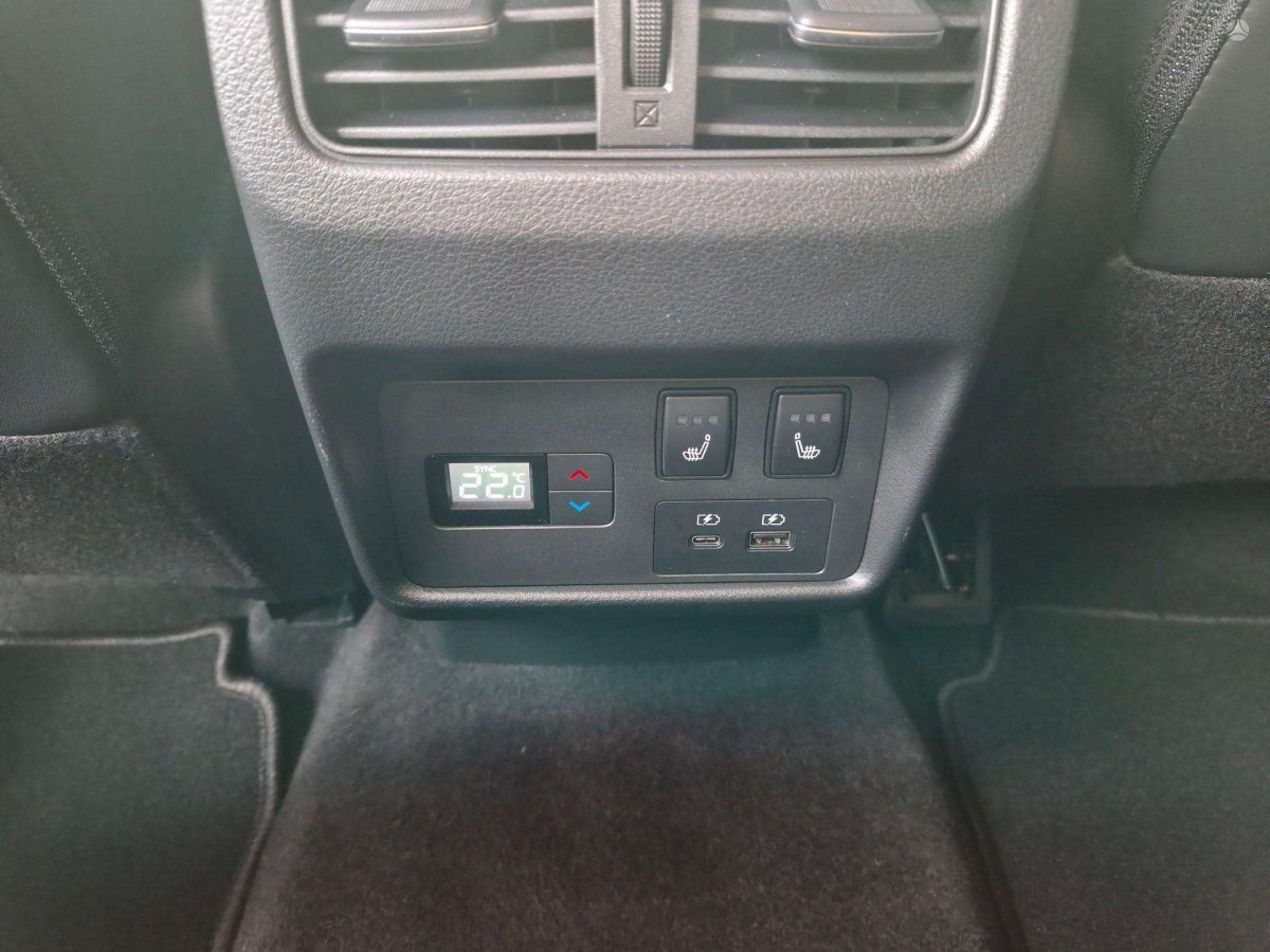 Nissan X-Trail Visureigis / Krosoveris Benzinas / elektra