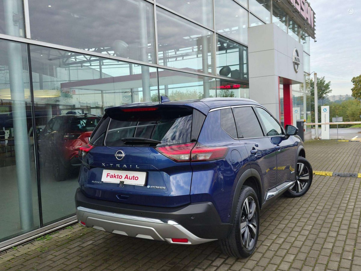 Nissan X-Trail Visureigis / Krosoveris Benzinas / elektra