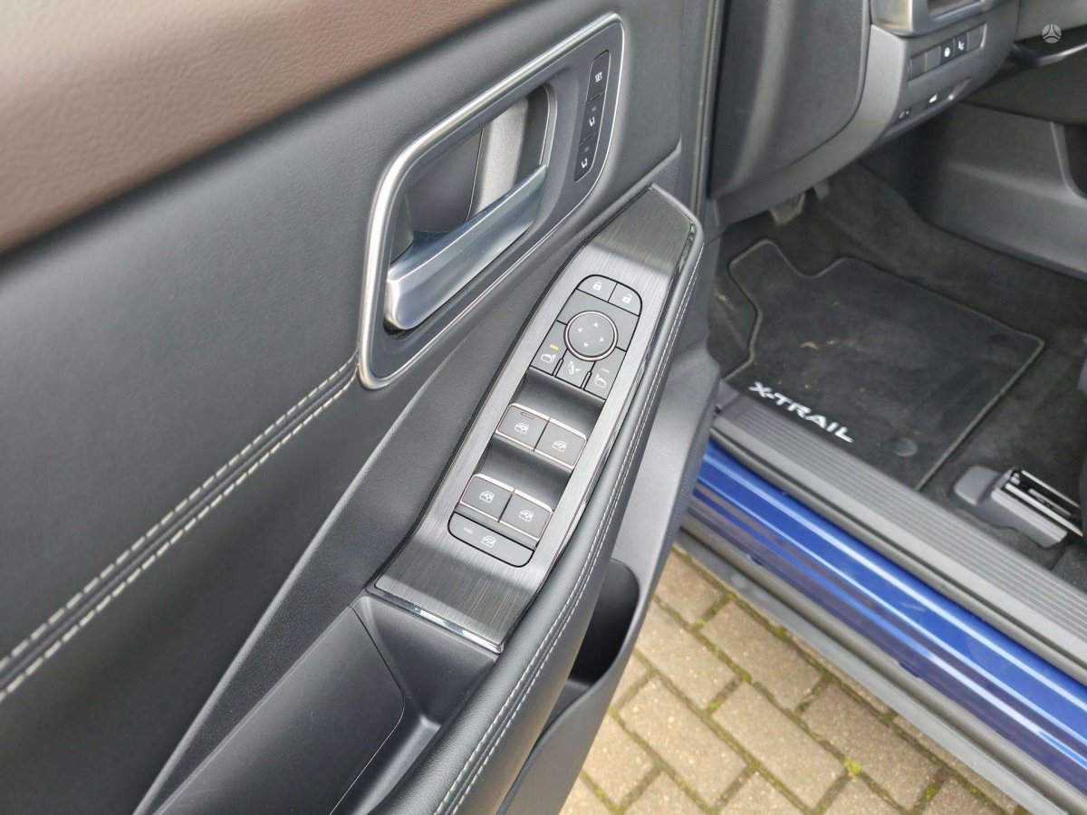 Nissan X-Trail Visureigis / Krosoveris Benzinas / elektra